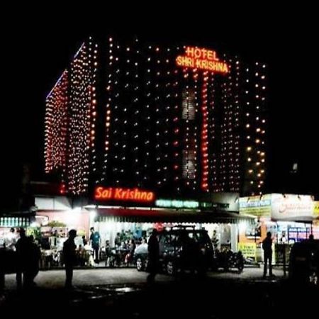 Hotel Shri Krishna Shirdi Buitenkant foto