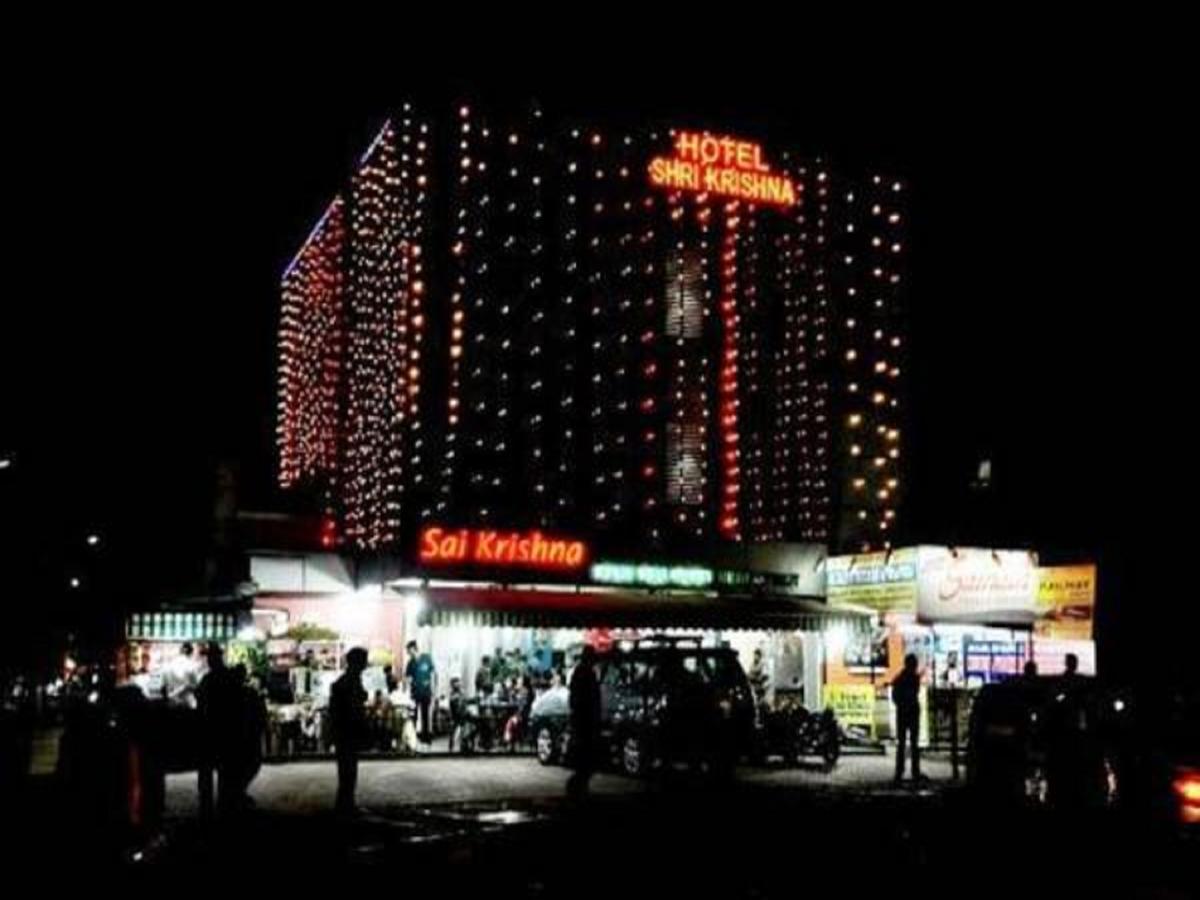 Hotel Shri Krishna Shirdi Buitenkant foto